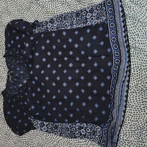 Daisy Fuentes Black and Blue Patterned Blouse